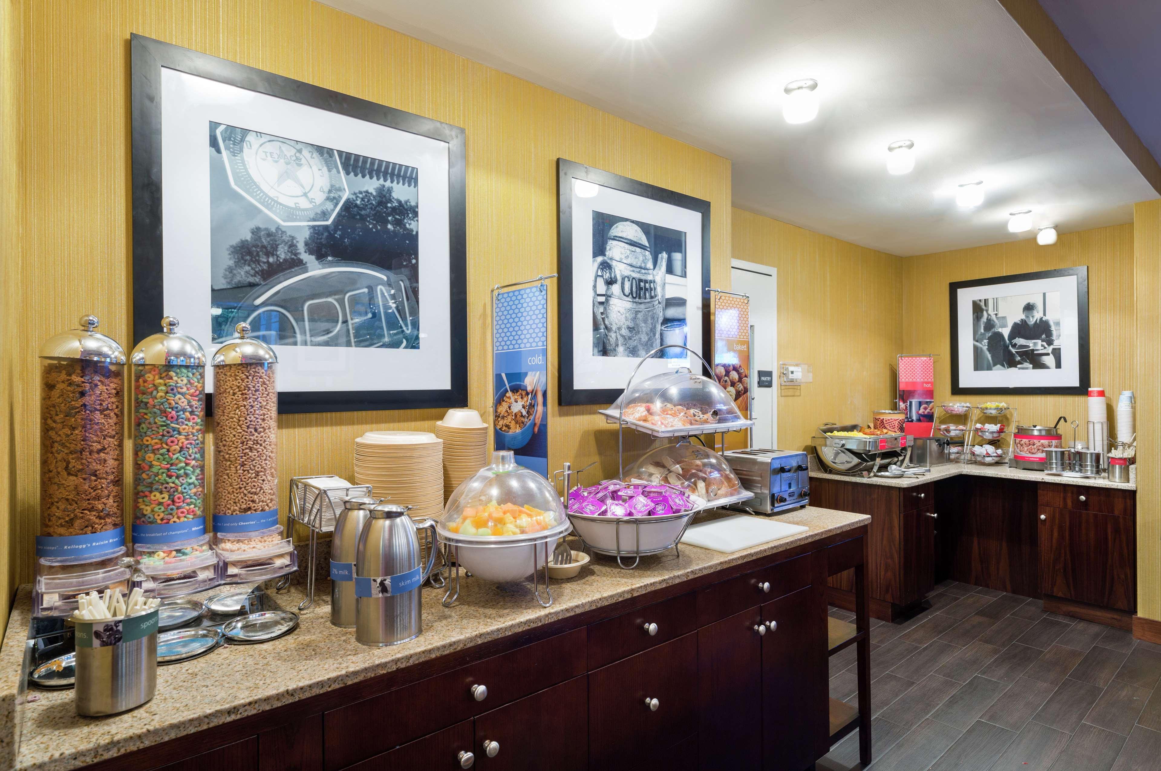 Hampton Inn Seaport Financial District New York Bagian luar foto