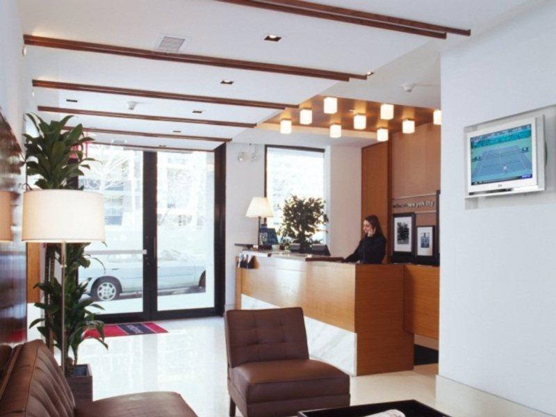 Hampton Inn Seaport Financial District New York Bagian luar foto