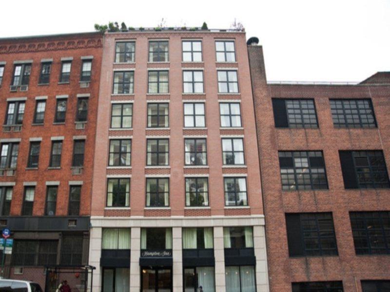 Hampton Inn Seaport Financial District New York Bagian luar foto