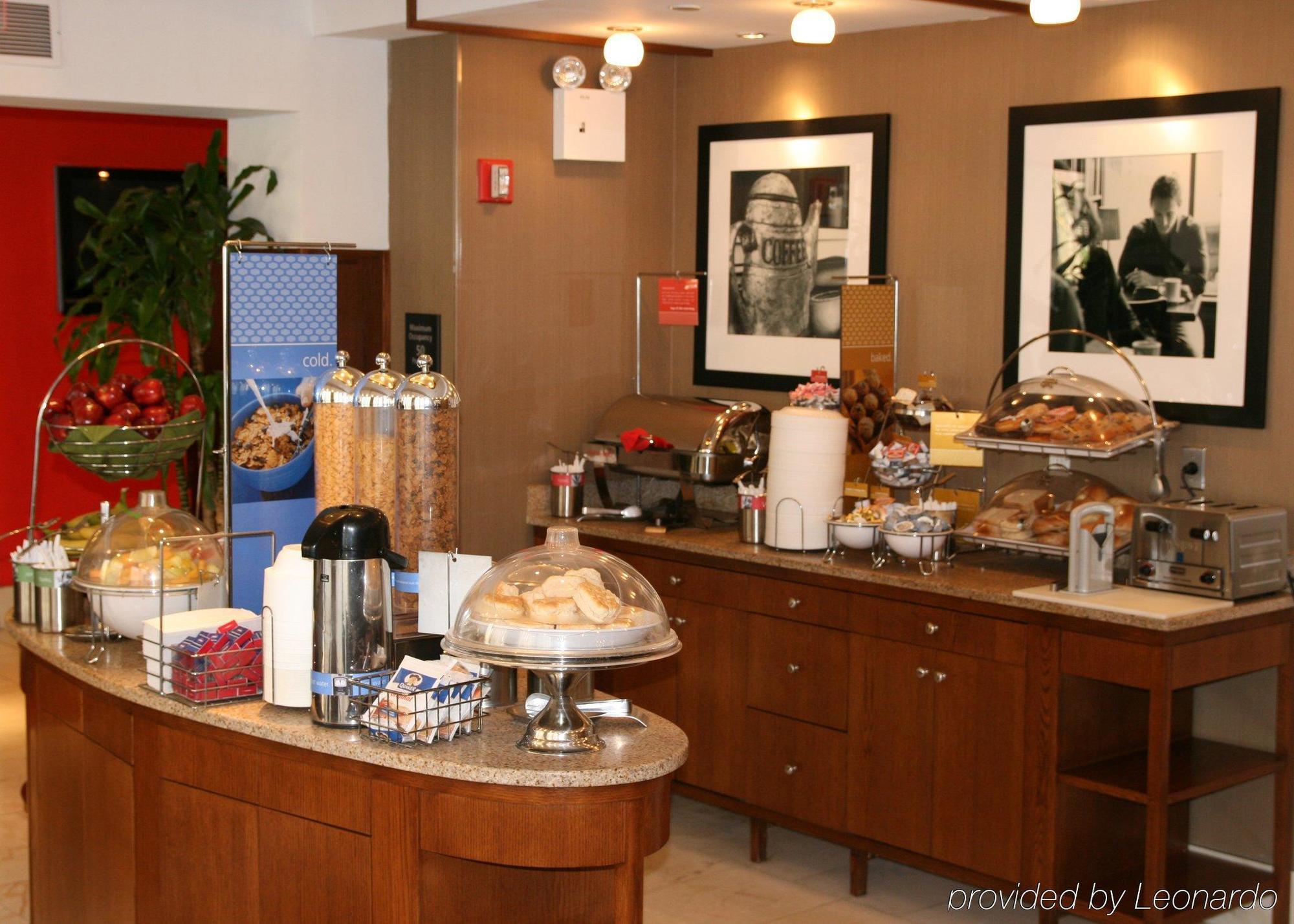 Hampton Inn Seaport Financial District New York Restoran foto