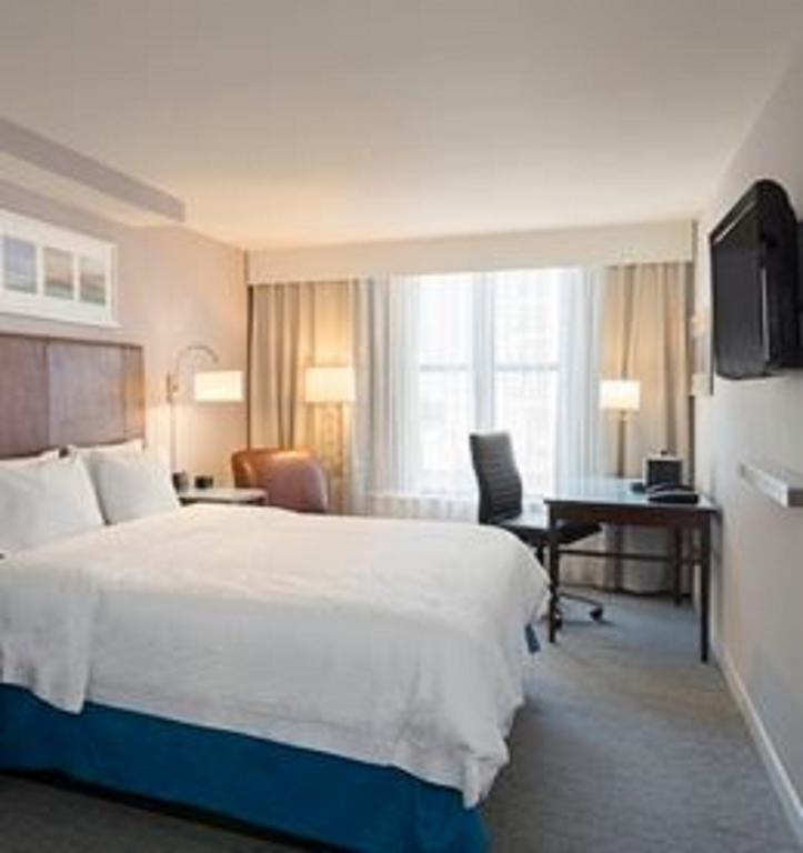 Hampton Inn Seaport Financial District New York Bagian luar foto